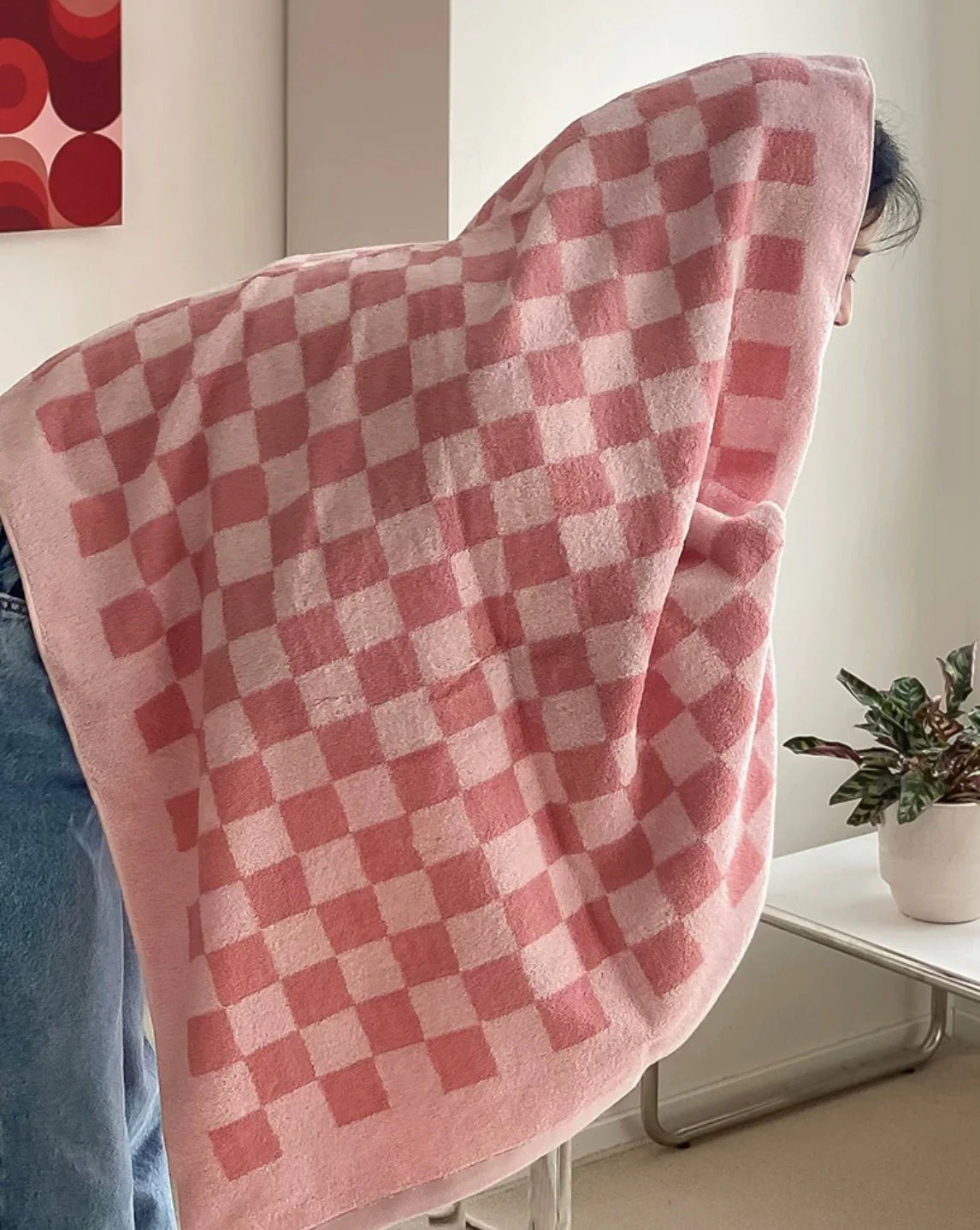 Premium Checkered Bath Towel - Luxurious Long-Staple Cotton for Superior Softness and Absorbency