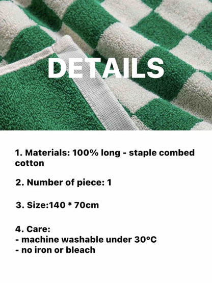 Premium Checkered Bath Towel - Luxurious Long-Staple Cotton for Superior Softness and Absorbency